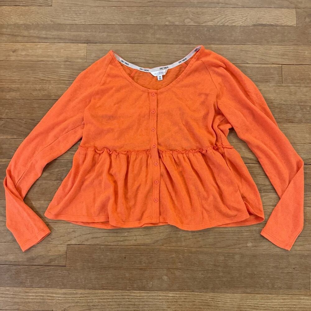 Daily Thread coral pleated button-down long sleeve blouse shirt top size M b66